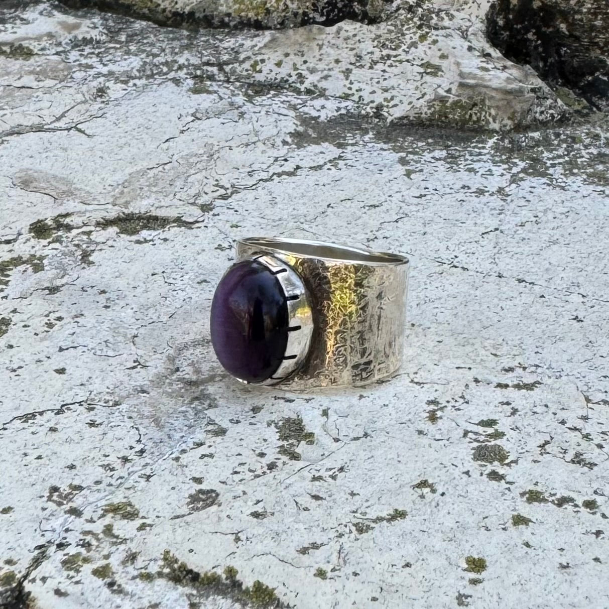 Deep Purple Fiber Optic Sterling Silver Ring ⋮ Size 12