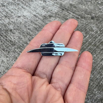 1930s Style Saucer | UFO Pin