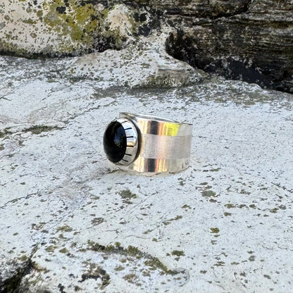 Black Onyx Sterling Silver Ring ⋮ Size 13.5
