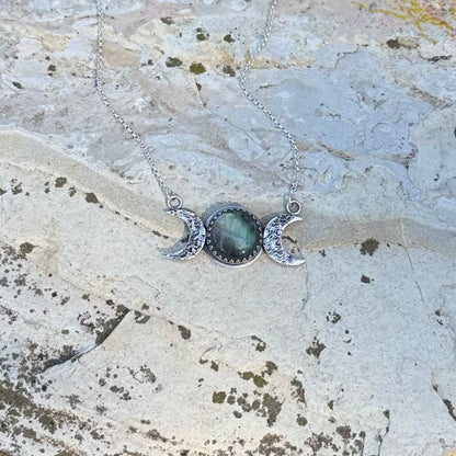 Labradorite Triple Moon | Goddess Necklace ￼