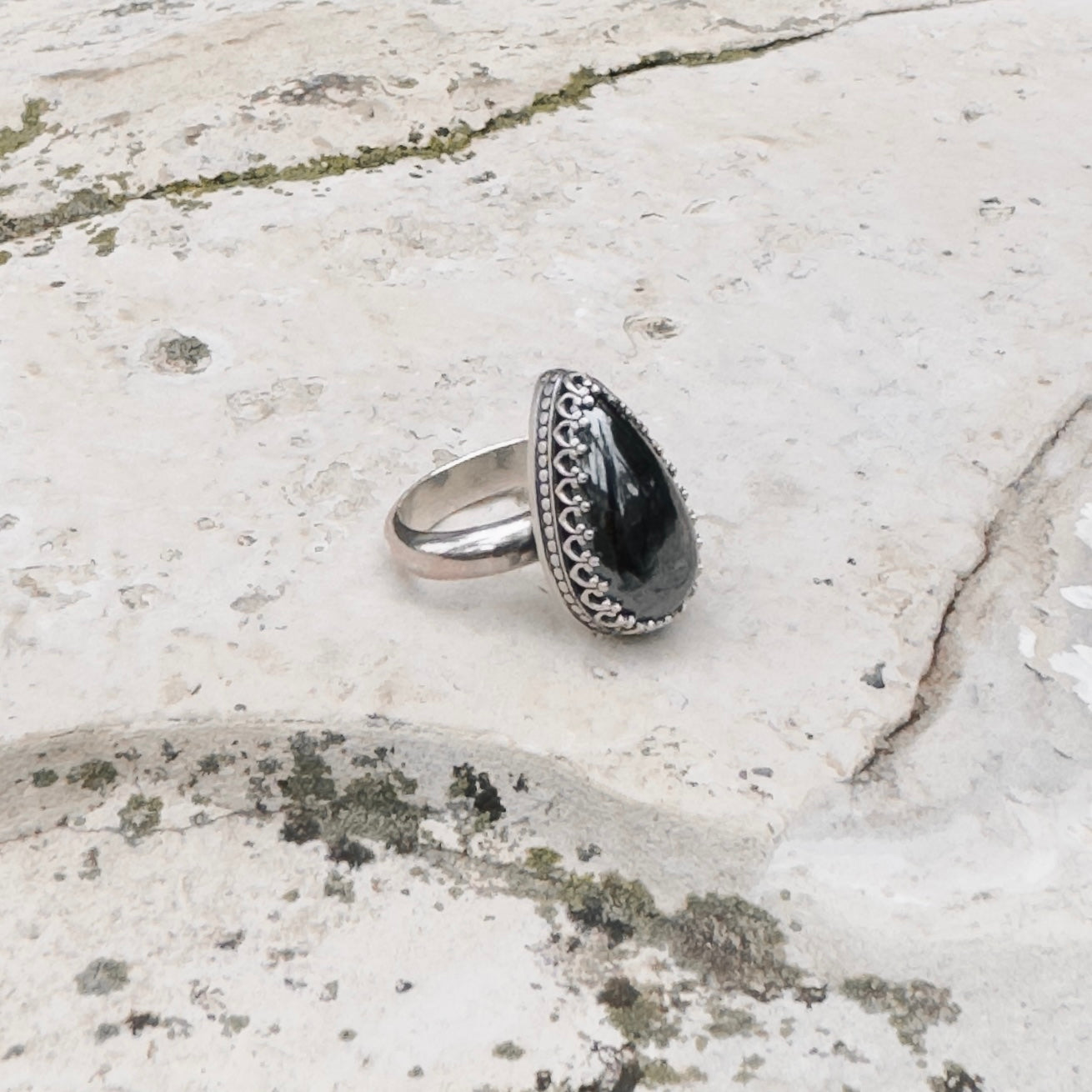 Hematite Ring ⋮ Size 6.25