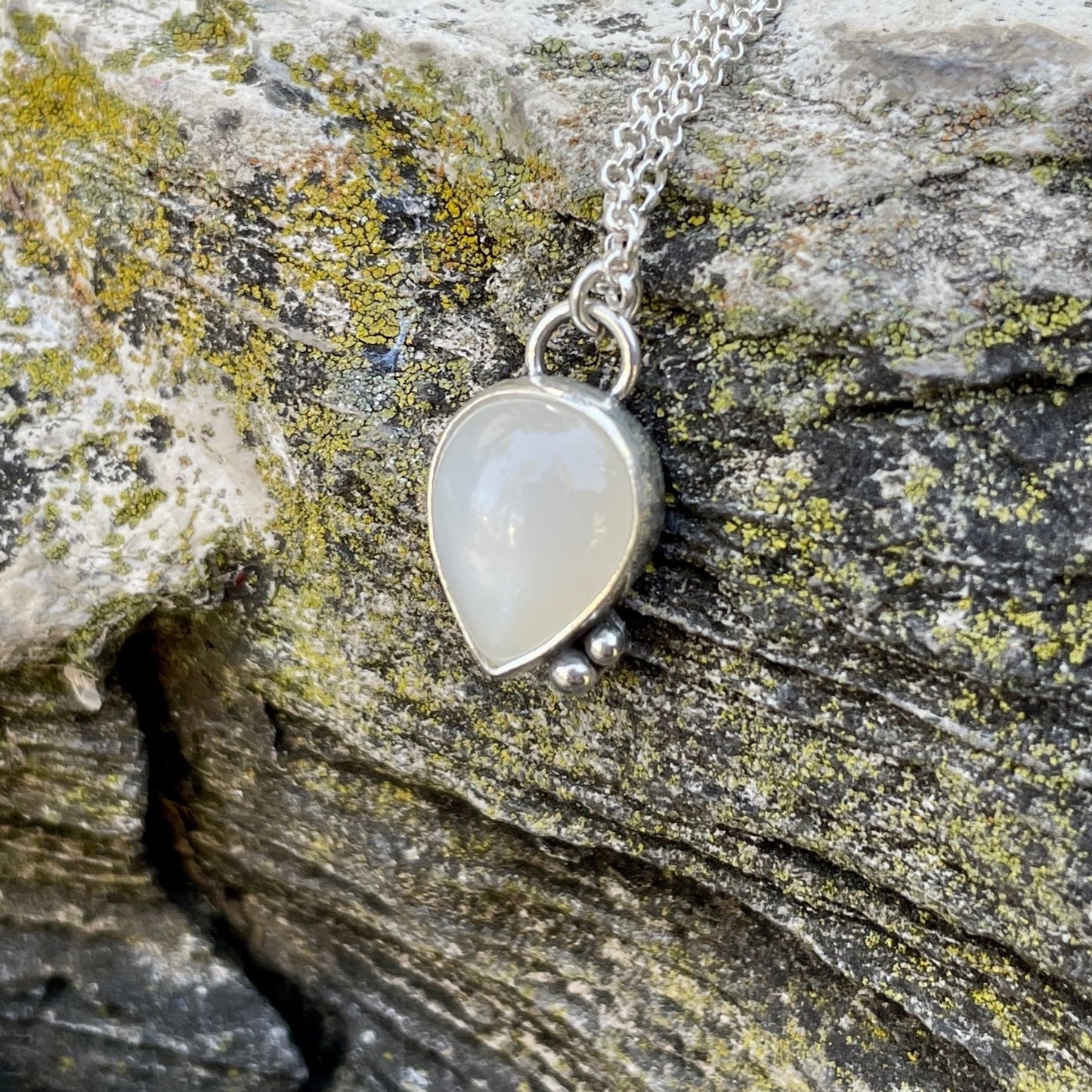 Dainty Moonstone Necklace