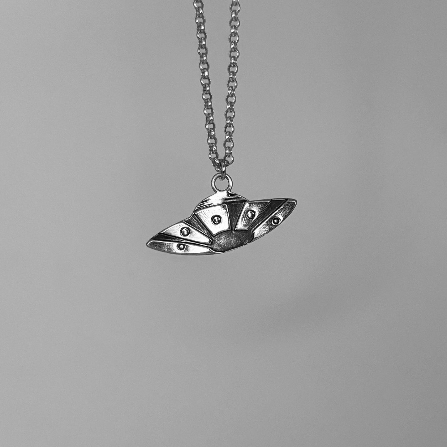 Flying Saucer|  UFO Necklace