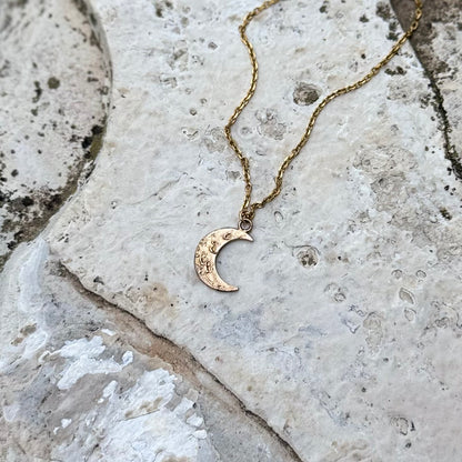 Crescent Moon Necklace | Bronze