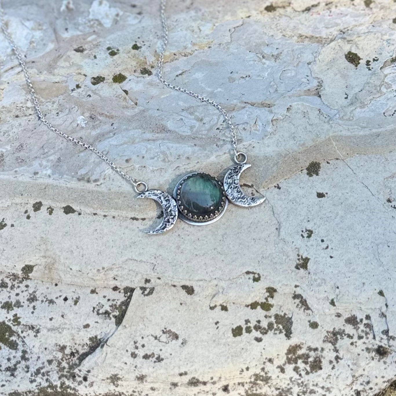Labradorite Triple Moon | Goddess Necklace ￼