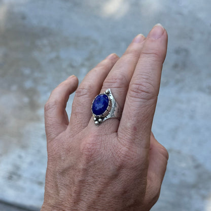 Athena Ring | Lapis Lazuli SIZE: 8