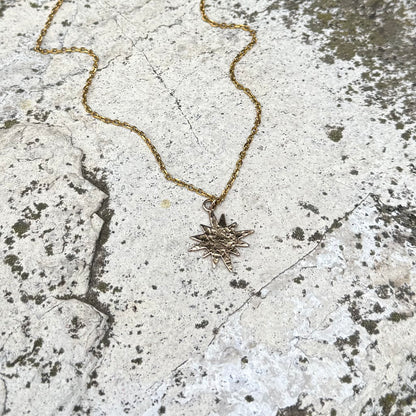 Sun Flare Necklace | Bronze
