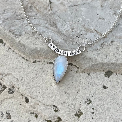 Moonstone Anchor | Stargate Necklace