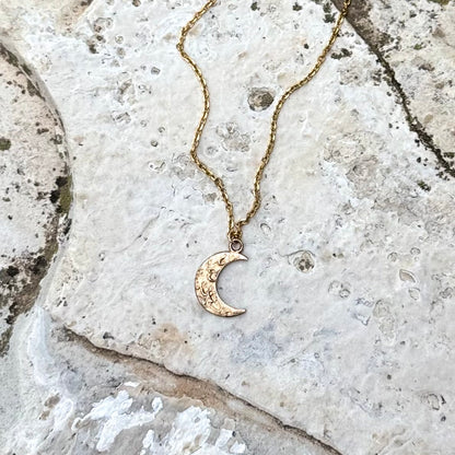 Crescent Moon Necklace | Bronze