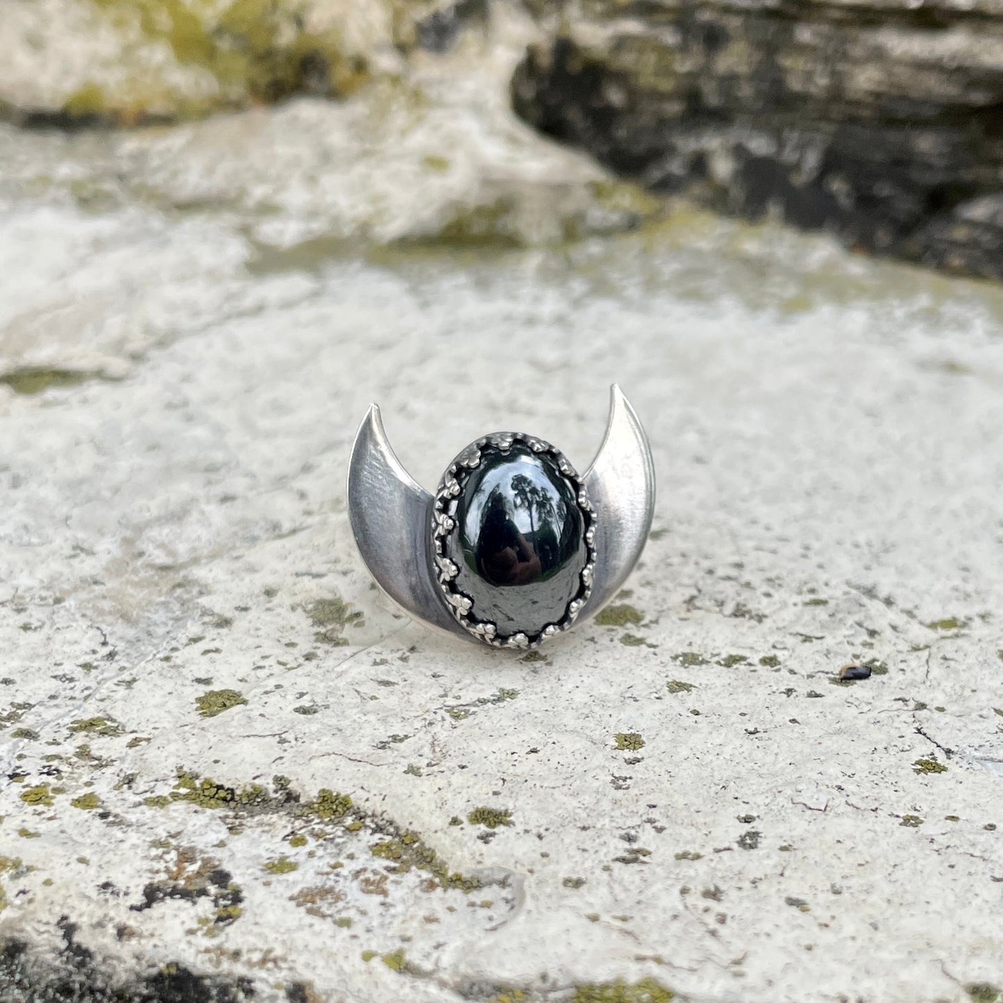 Hematite Moon Ring ⋮ Size 7