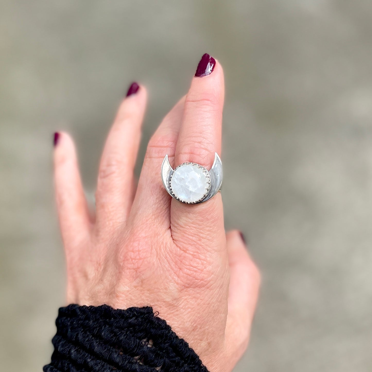 Moonstone Moon Ring ⋮ Size 7