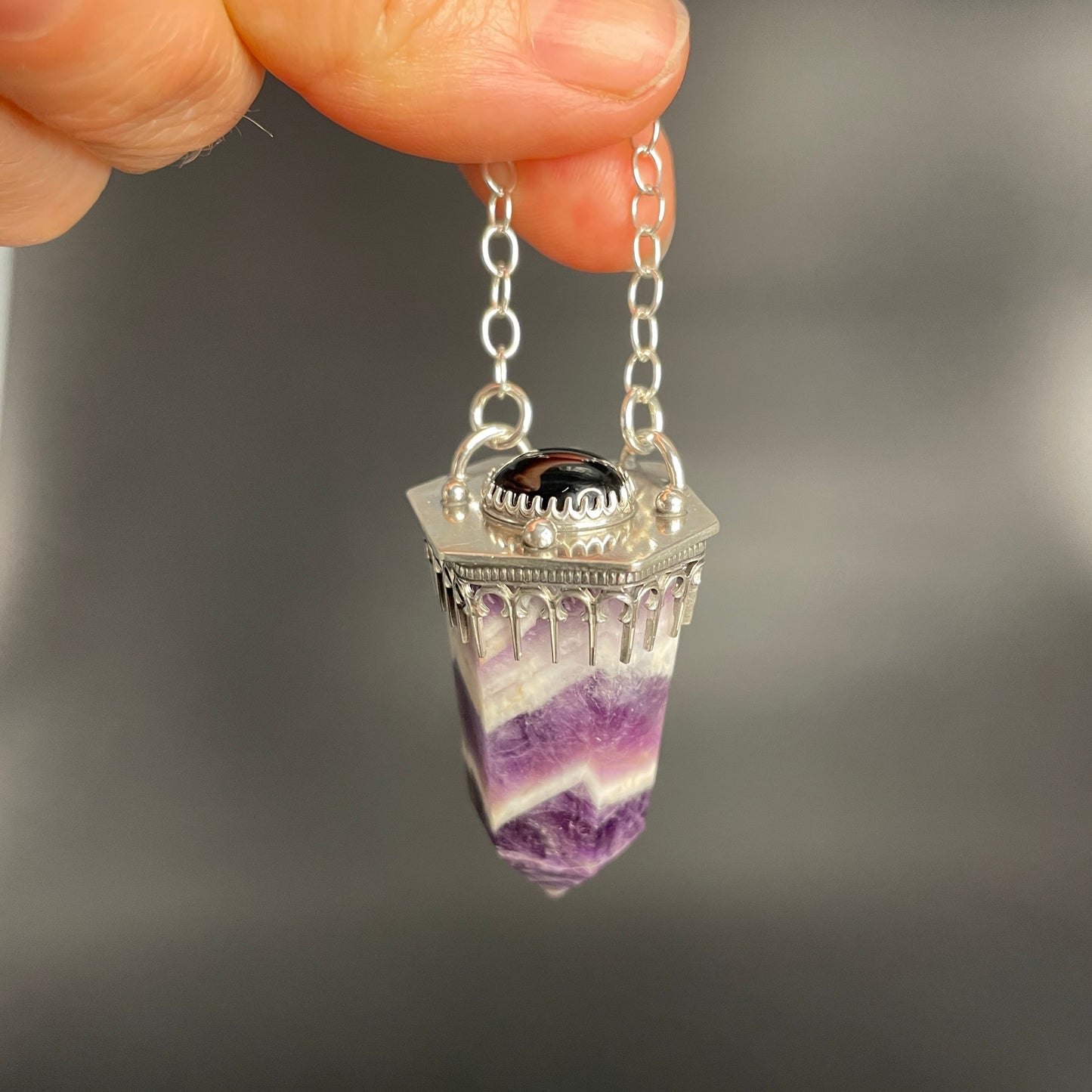 Crystal Point ⋮ Chevron Amethyst Necklace